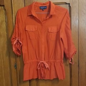 Jones New York Womens blouse with cinch waist